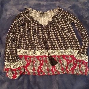 RUE21 off the shoulder long sleeve.